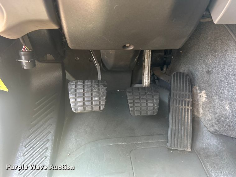 image for item EG1428 2010 Freightliner  Business Class M2 crane truck