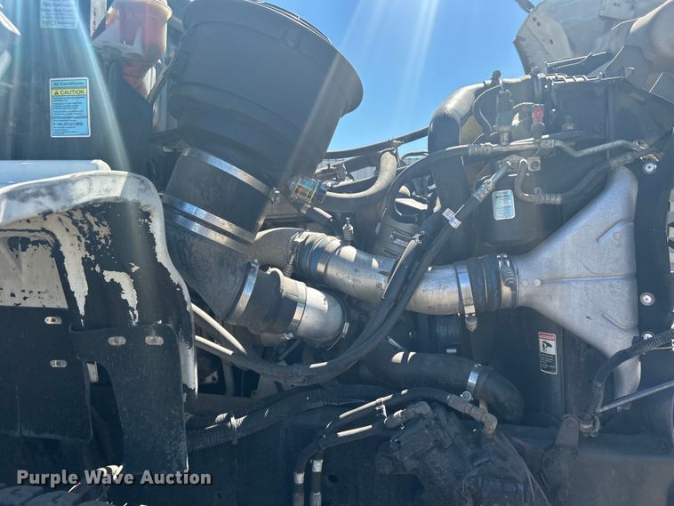 image for item EG1428 2010 Freightliner  Business Class M2 crane truck