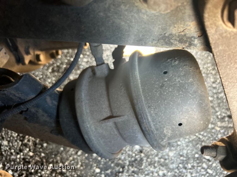 image for item EG1428 2010 Freightliner  Business Class M2 crane truck