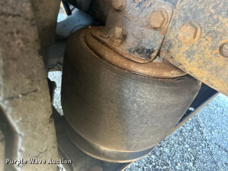 image for item EG1428 2010 Freightliner  Business Class M2 crane truck