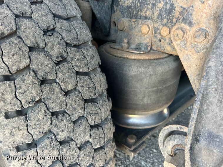 image for item EG1428 2010 Freightliner  Business Class M2 crane truck