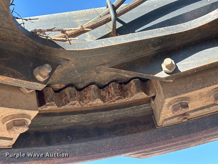 image for item EH3854 2013 John Deere 772G motor grader