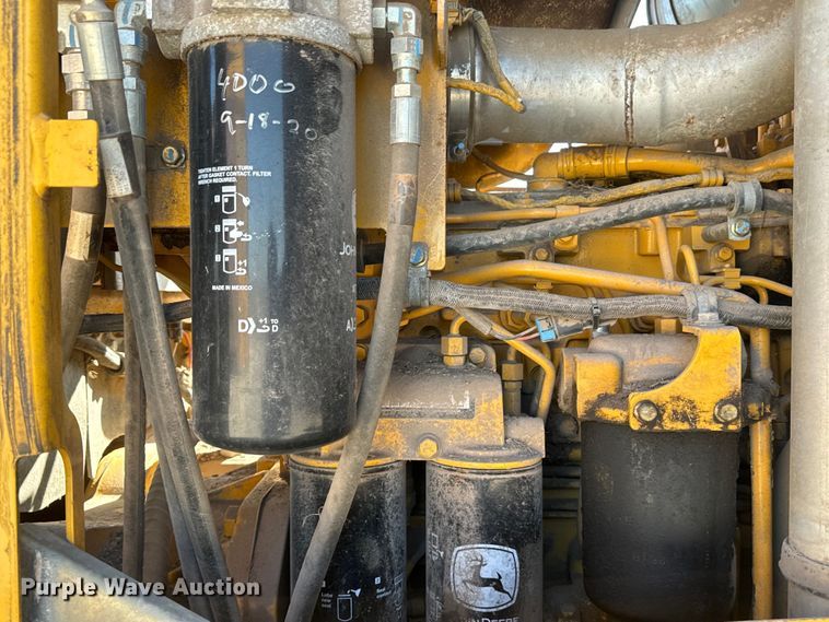 image for item EH3854 2013 John Deere 772G motor grader