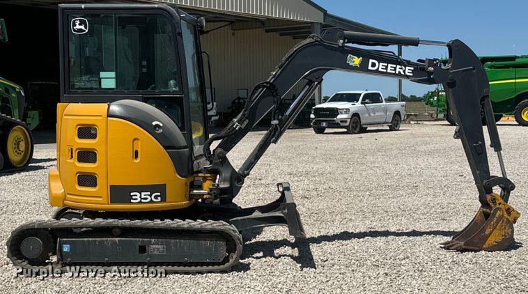 image for item EH3855 2019 John Deere 35G mini excavator