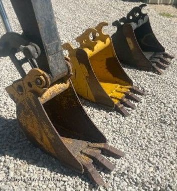 image for item EH3855 2019 John Deere 35G mini excavator