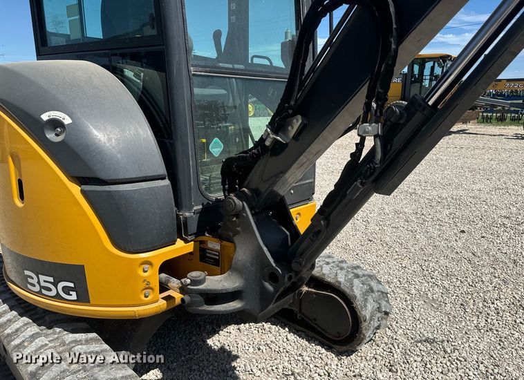 image for item EH3855 2019 John Deere 35G mini excavator