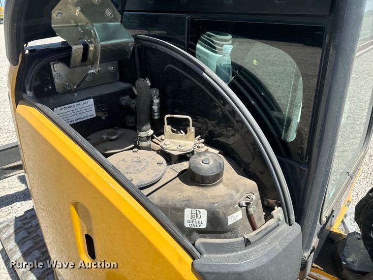 image for item EH3855 2019 John Deere 35G mini excavator