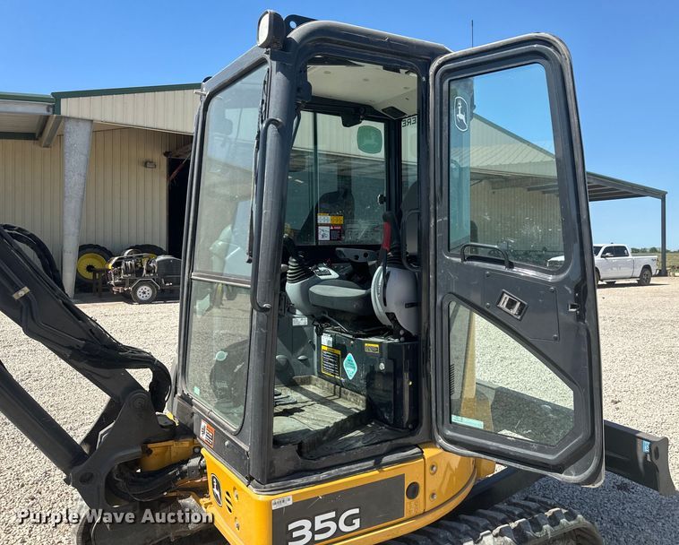 image for item EH3855 2019 John Deere 35G mini excavator