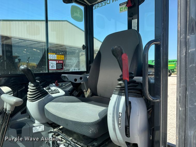 image for item EH3855 2019 John Deere 35G mini excavator