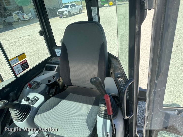 image for item EH3855 2019 John Deere 35G mini excavator