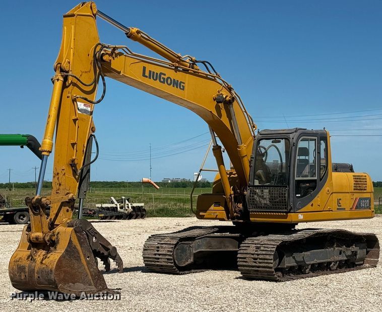 image for item EH3857 2011 LiuGong CLG922D excavator