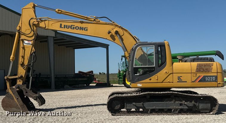 image for item EH3857 2011 LiuGong CLG922D excavator