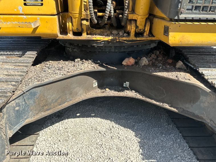 image for item EH3857 2011 LiuGong CLG922D excavator