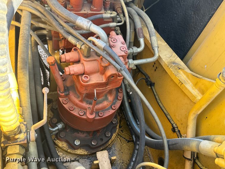 image for item EH3857 2011 LiuGong CLG922D excavator