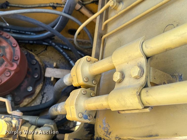 image for item EH3857 2011 LiuGong CLG922D excavator