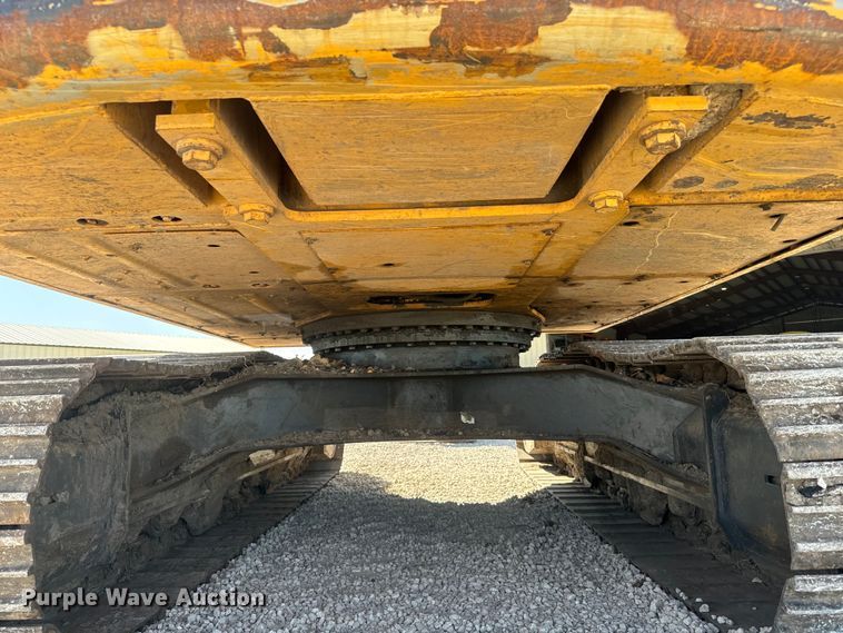 image for item EH3857 2011 LiuGong CLG922D excavator