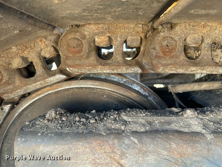 image for item EH3857 2011 LiuGong CLG922D excavator