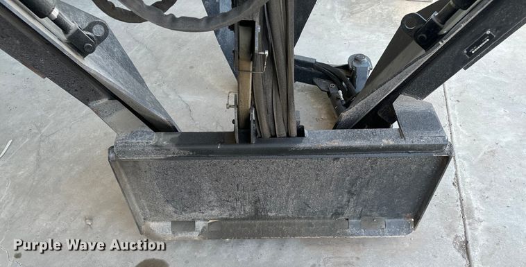 image for item EH3858 2019 Erskine 901165 skid steer tree spade