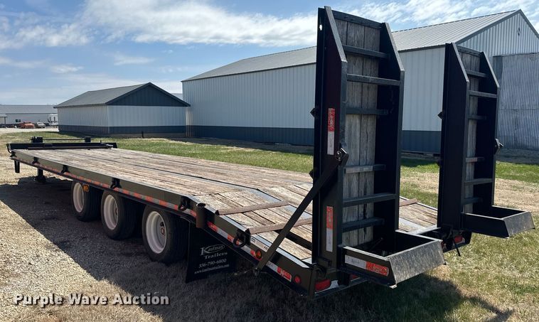 image for item EH5384 2012 Kaufman equipment trailer