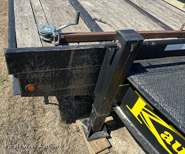 image for item EH5384 2012 Kaufman equipment trailer