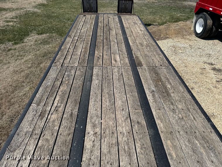 image for item EH5384 2012 Kaufman equipment trailer