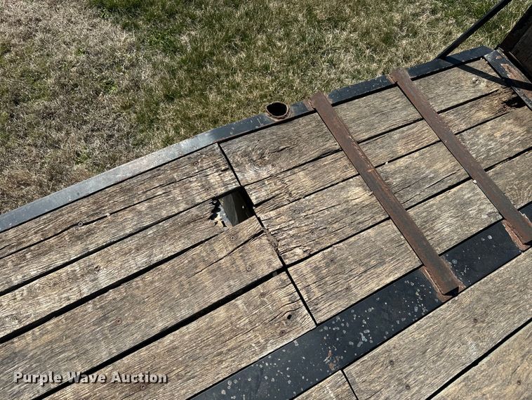 image for item EH5384 2012 Kaufman equipment trailer