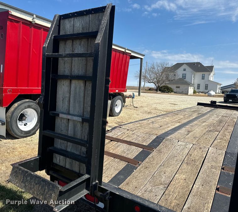image for item EH5384 2012 Kaufman equipment trailer