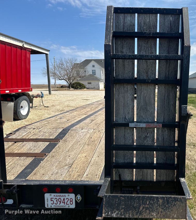 image for item EH5384 2012 Kaufman equipment trailer