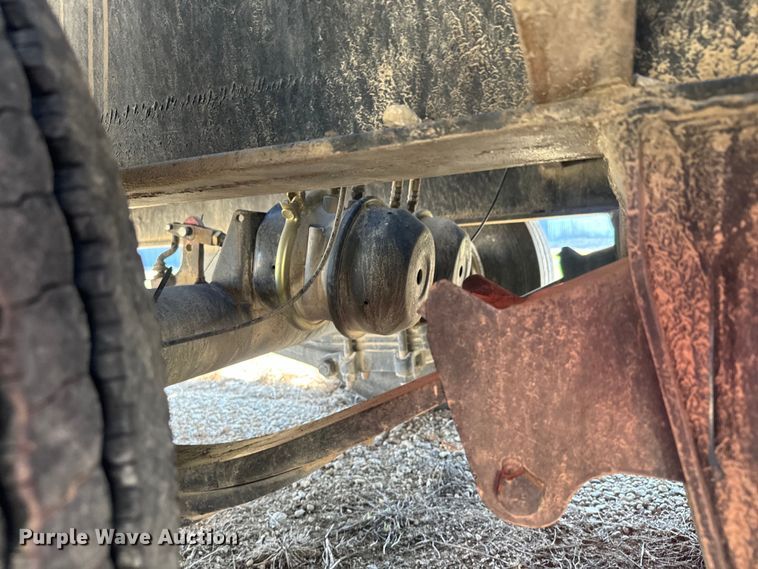 image for item EH5384 2012 Kaufman equipment trailer