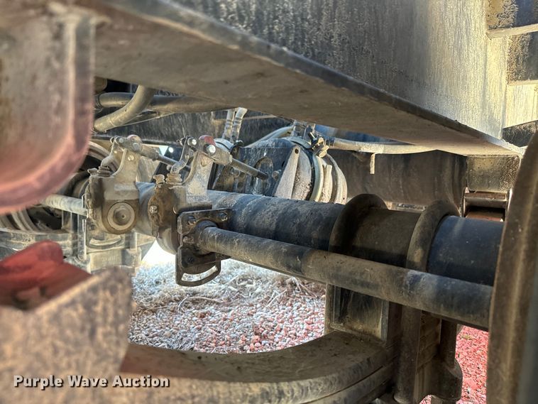 image for item EH5384 2012 Kaufman equipment trailer