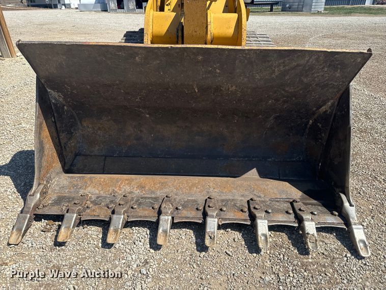 image for item EH5385 2002 Caterpillar  953C track loader