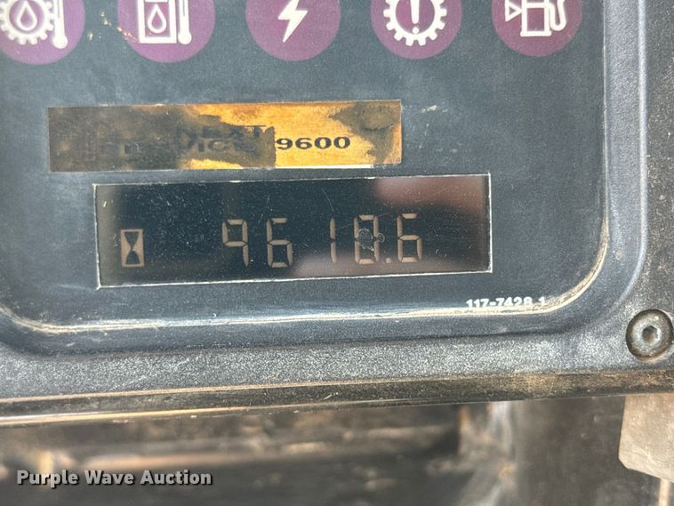 image for item EH5385 2002 Caterpillar  953C track loader