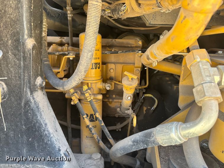 image for item EH5385 2002 Caterpillar  953C track loader