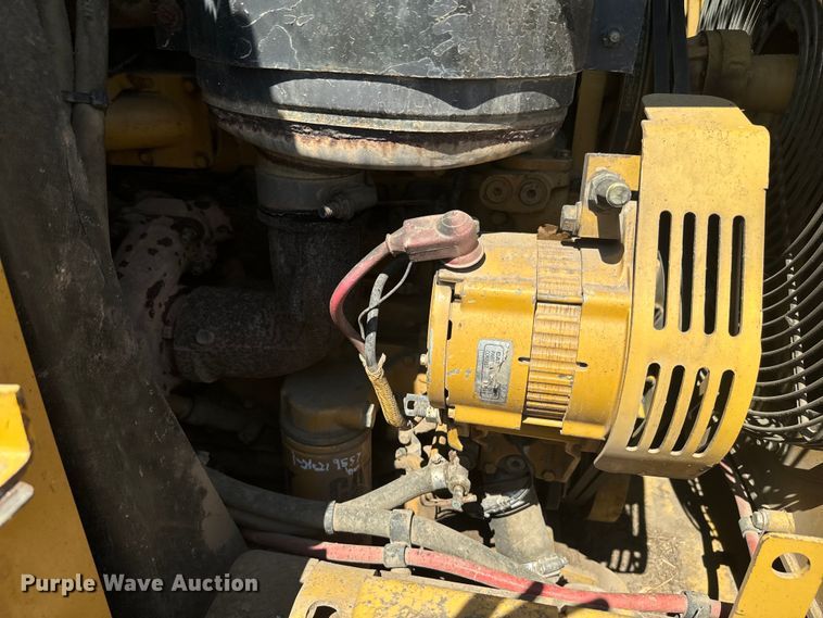 image for item EH5385 2002 Caterpillar  953C track loader