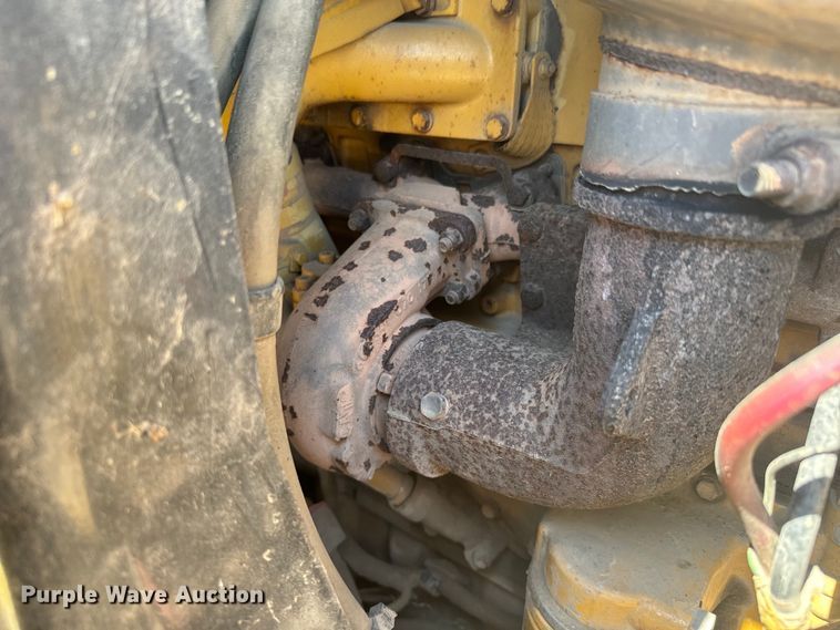 image for item EH5385 2002 Caterpillar  953C track loader