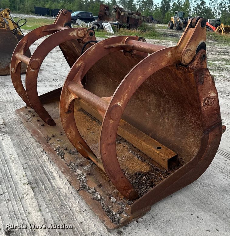 JRB MEGA 3005 log grapple bucket in Lee, FL Item EH5407 for sale