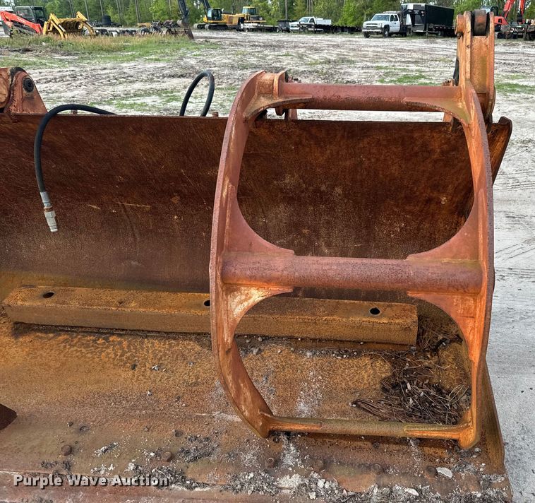 image for item EH5407 JRB MEGA 300-5 log grapple bucket