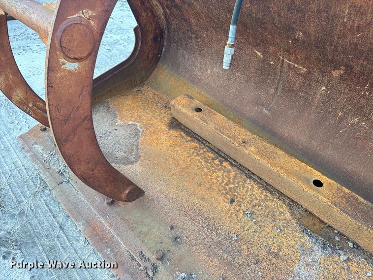 image for item EH5407 JRB MEGA 300-5 log grapple bucket