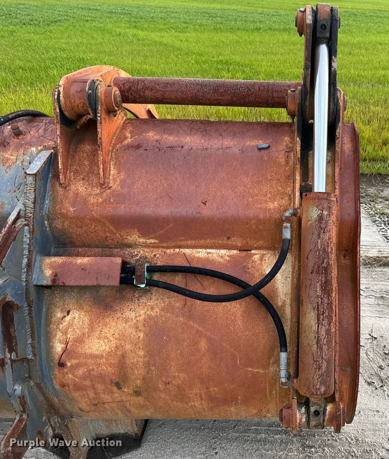 image for item EH5407 JRB MEGA 300-5 log grapple bucket