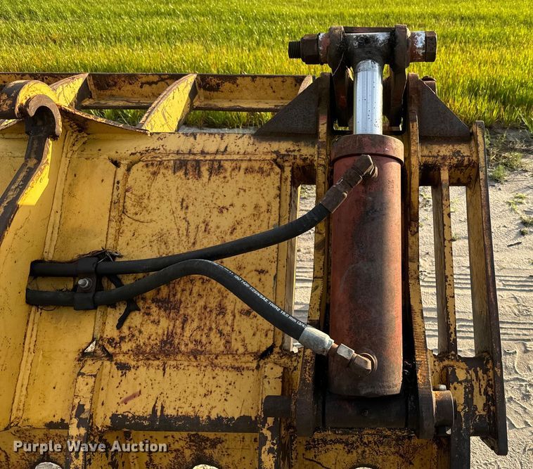 image for item EH5408 Solesbee's root rake grapple