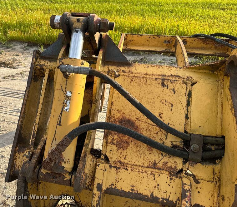 image for item EH5408 Solesbee's root rake grapple