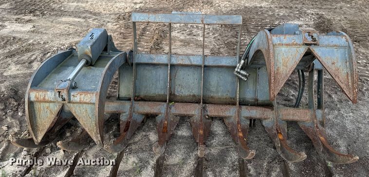 image for item EH5411 Rake Shop skid steer grapple bucket