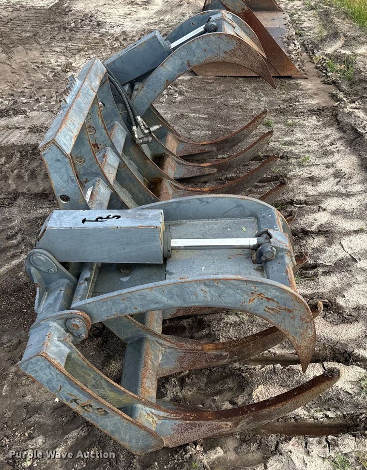 image for item EH5411 Rake Shop skid steer grapple bucket