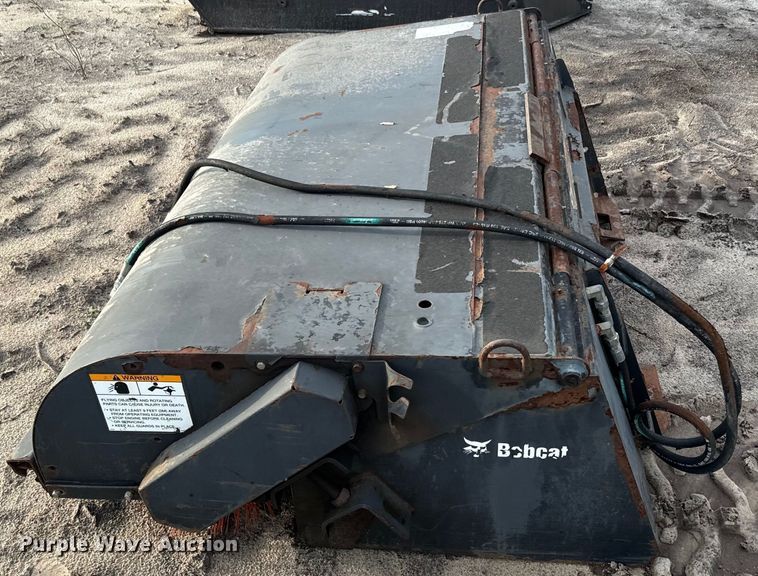 image for item EH5412 2007 Bobcat skid steer sweeper