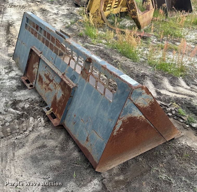 image for item EH5416 Stout skid steer bucket