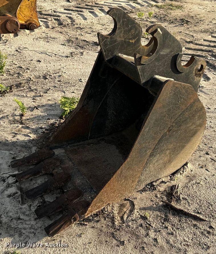 image for item EH5417 24