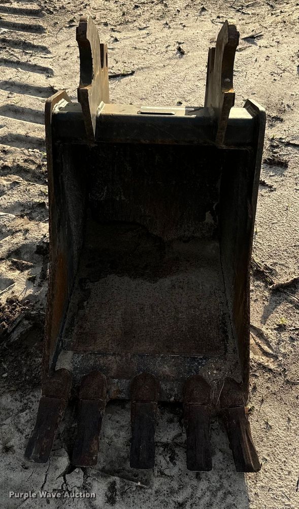 image for item EH5417 24