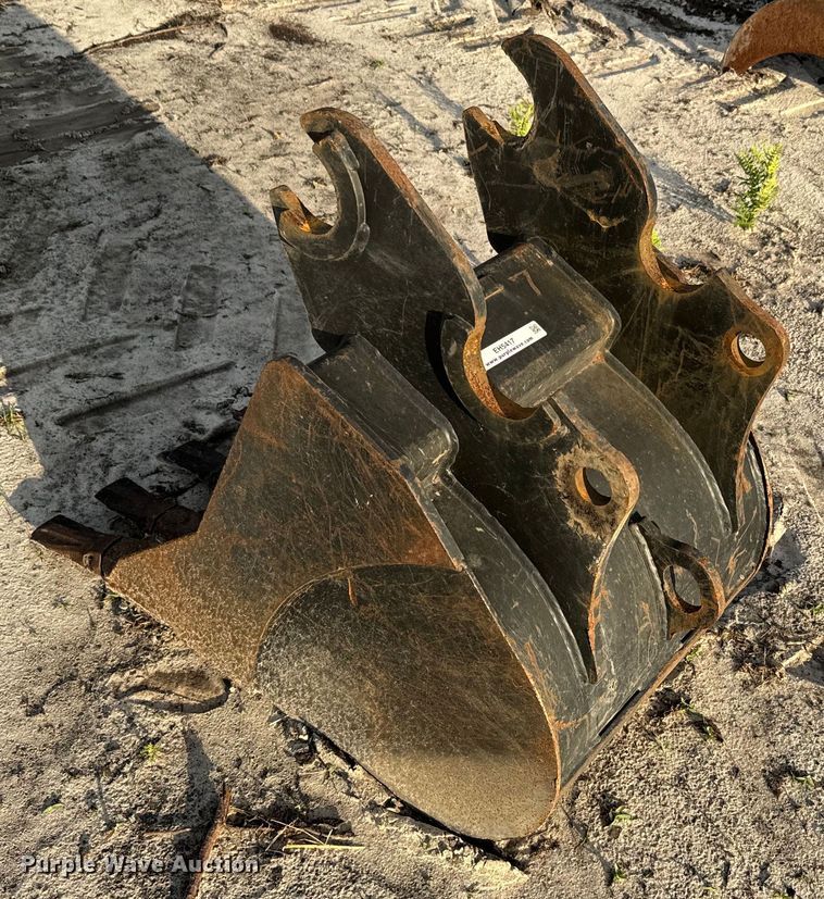 image for item EH5417 24