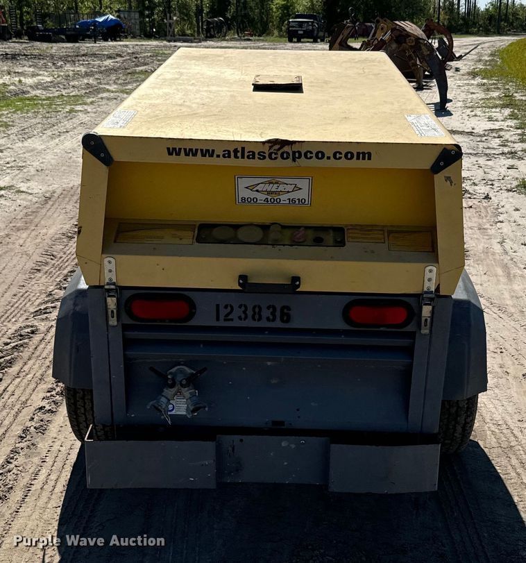 image for item EH5424 2012 Atlas Copco  XAS185 JD7TBV air compressor