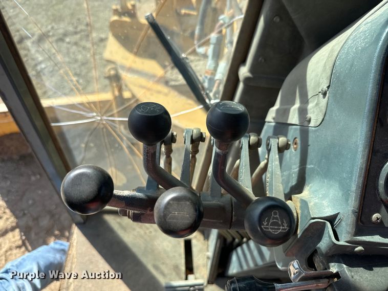 image for item EH5432 1998 Champion 720A VHP motor grader